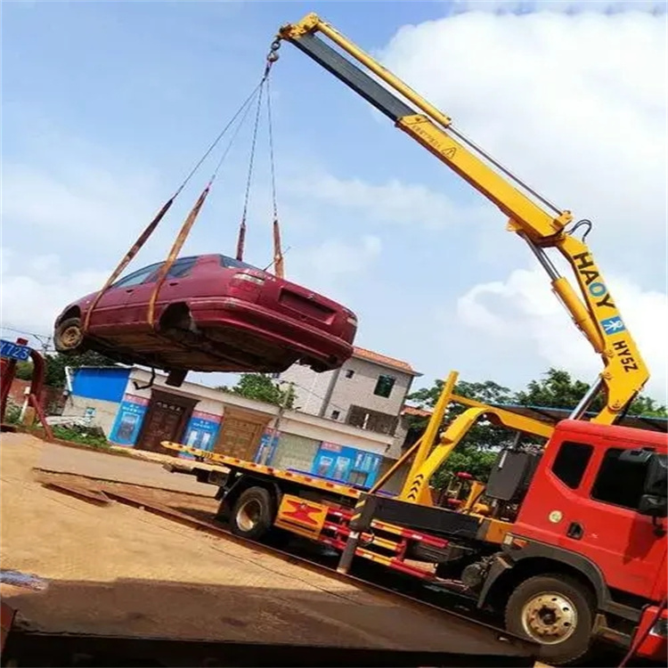 周宁县吊车吊汽车的正确方法